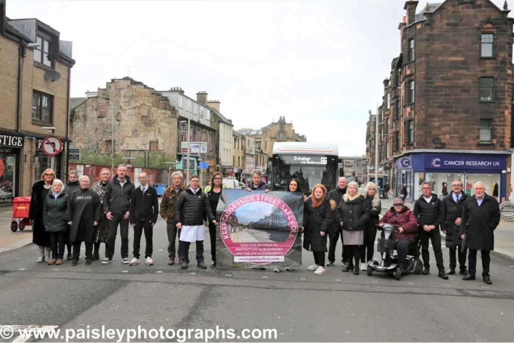 LOCALS VOW TO CONTINUE THEIR FIGHT AGAINST CAUSEYSIDE STREET&nbsp;WORKS