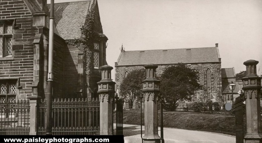 Woodside cemetery entrance