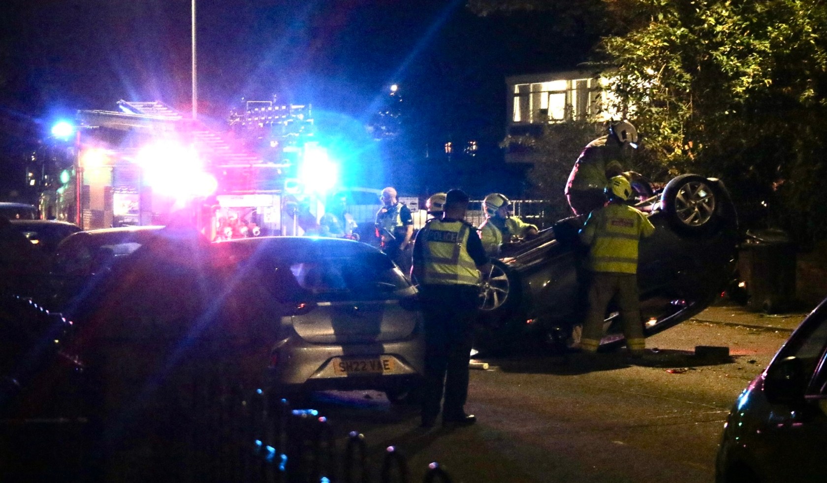 Two Taken to Hospital After Crash – Paisley Photographs