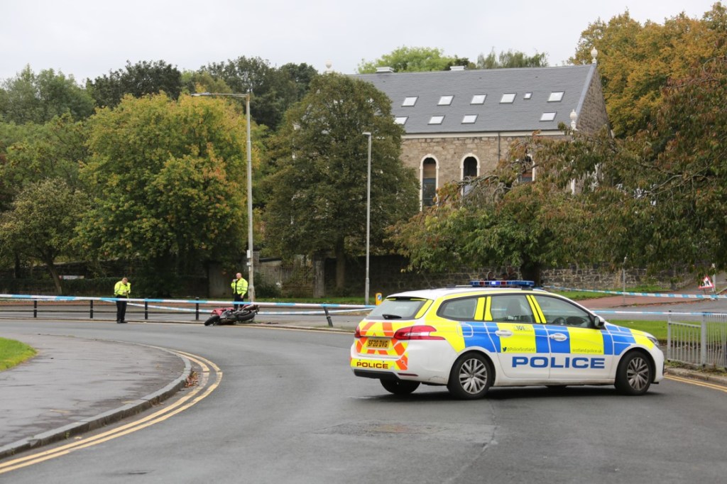Single Vehicle Accident Closes Paisley Street&nbsp;Temporarily