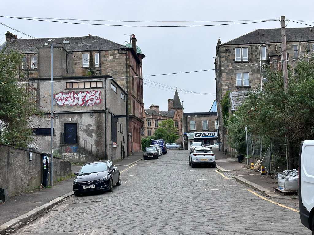 MAN SERIOUSLY ASSAULTED IN PAISLEY TOWN&nbsp;CENTRE