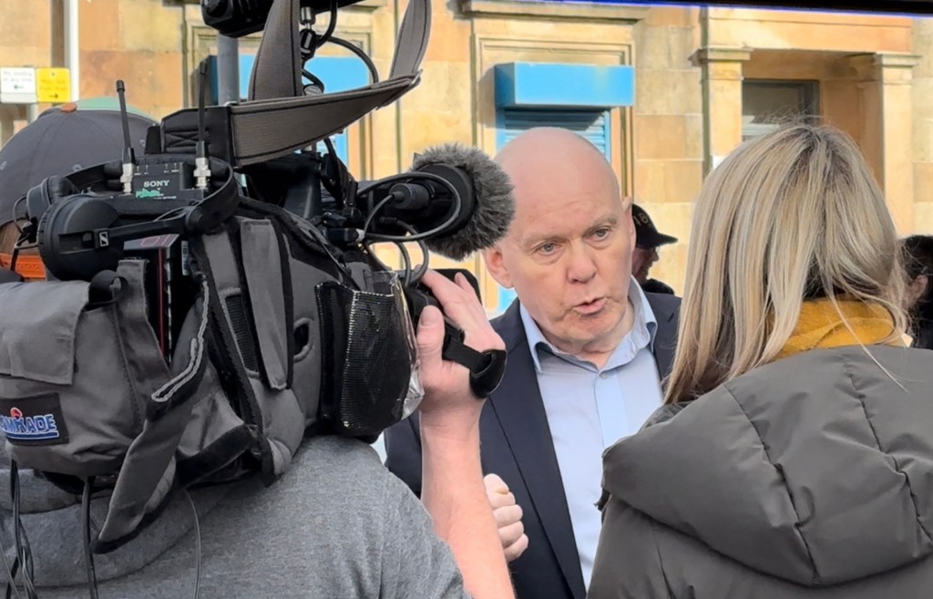Barrhead’s Last Bank Set to Close as Protestors Rally Against the&nbsp;Move