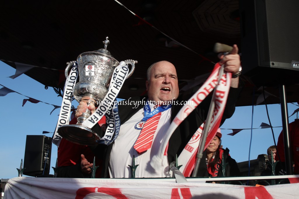 Lafferty the Hero as Johnstone Burgh Lift Scottish Junior&nbsp;Cup