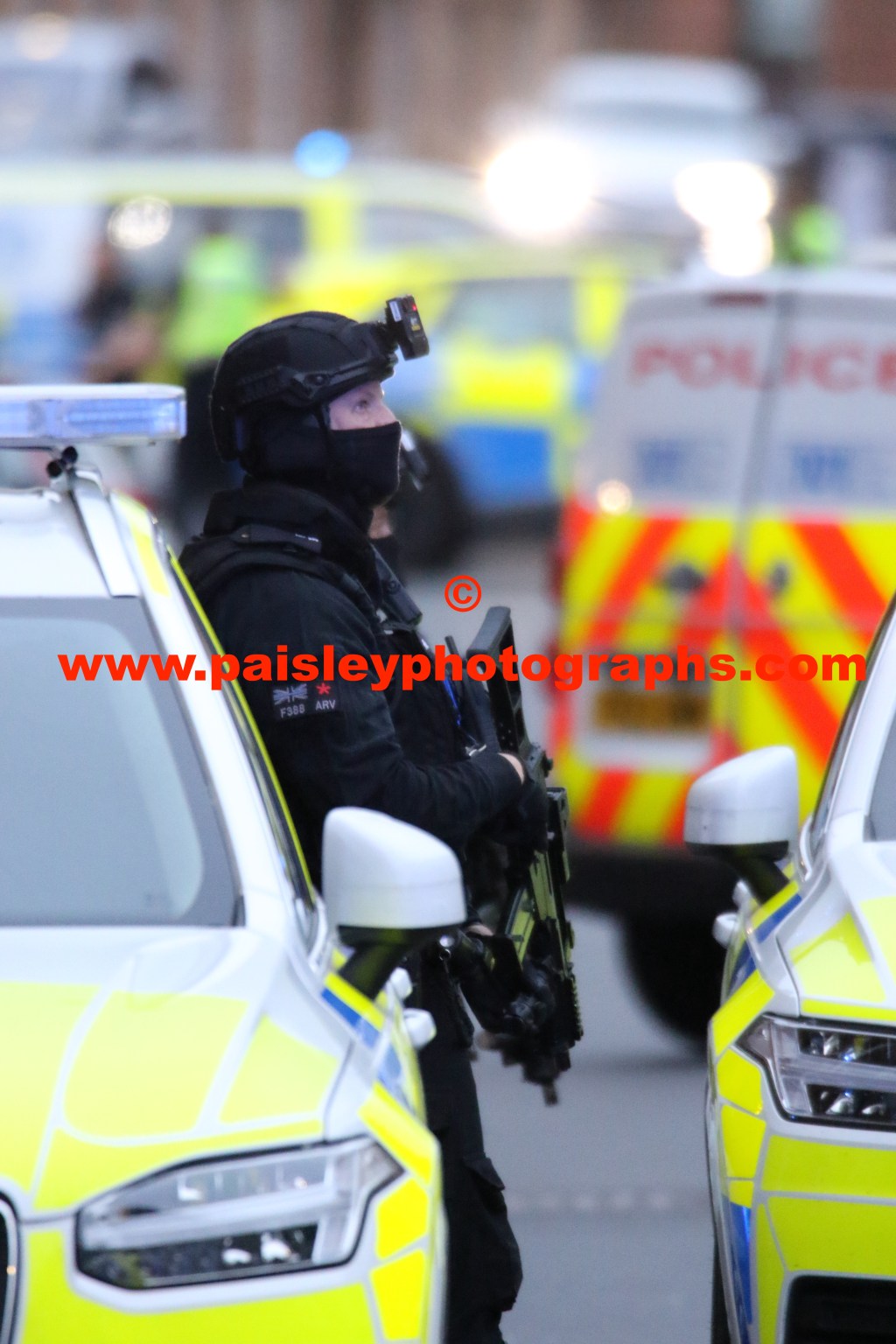 Major Police Response Shuts Down Paisley Street Amid Safety&nbsp;Concerns