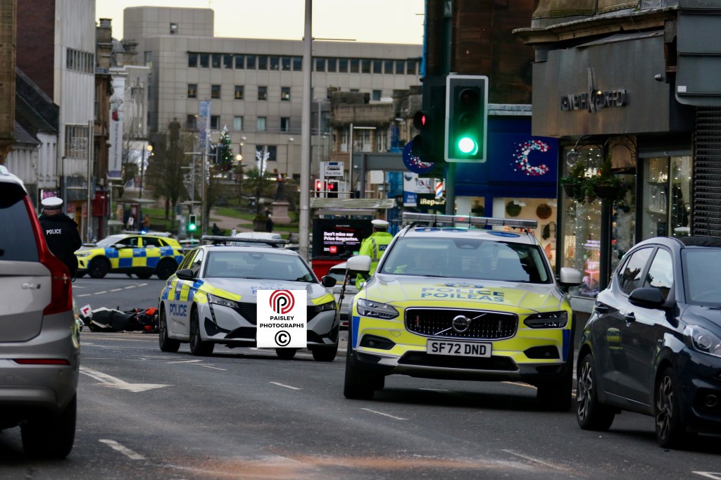 Appeal for Witnesses: Paisley Motorbike-Car&nbsp;Crash