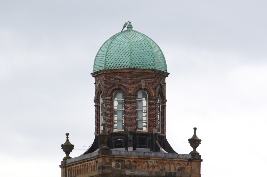 LOOK UP IN PAISLEY… YOU NEVER KNOW WHAT YOU’LL&nbsp;SEE!