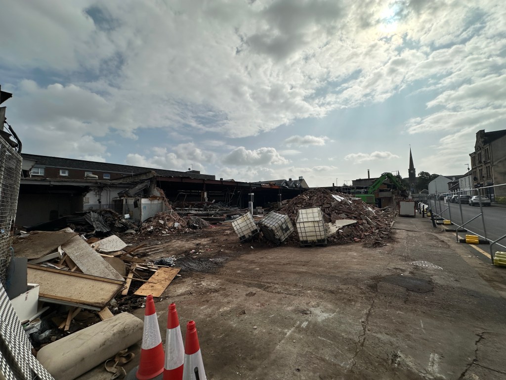 Demolition of Johnstone’s ‘old Presto’ gathers pace in town centre regeneration