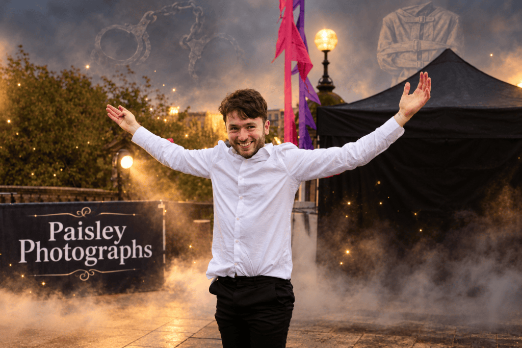 Paisley Magician Takes to the Skies in Daring Harry Houdini Tribute